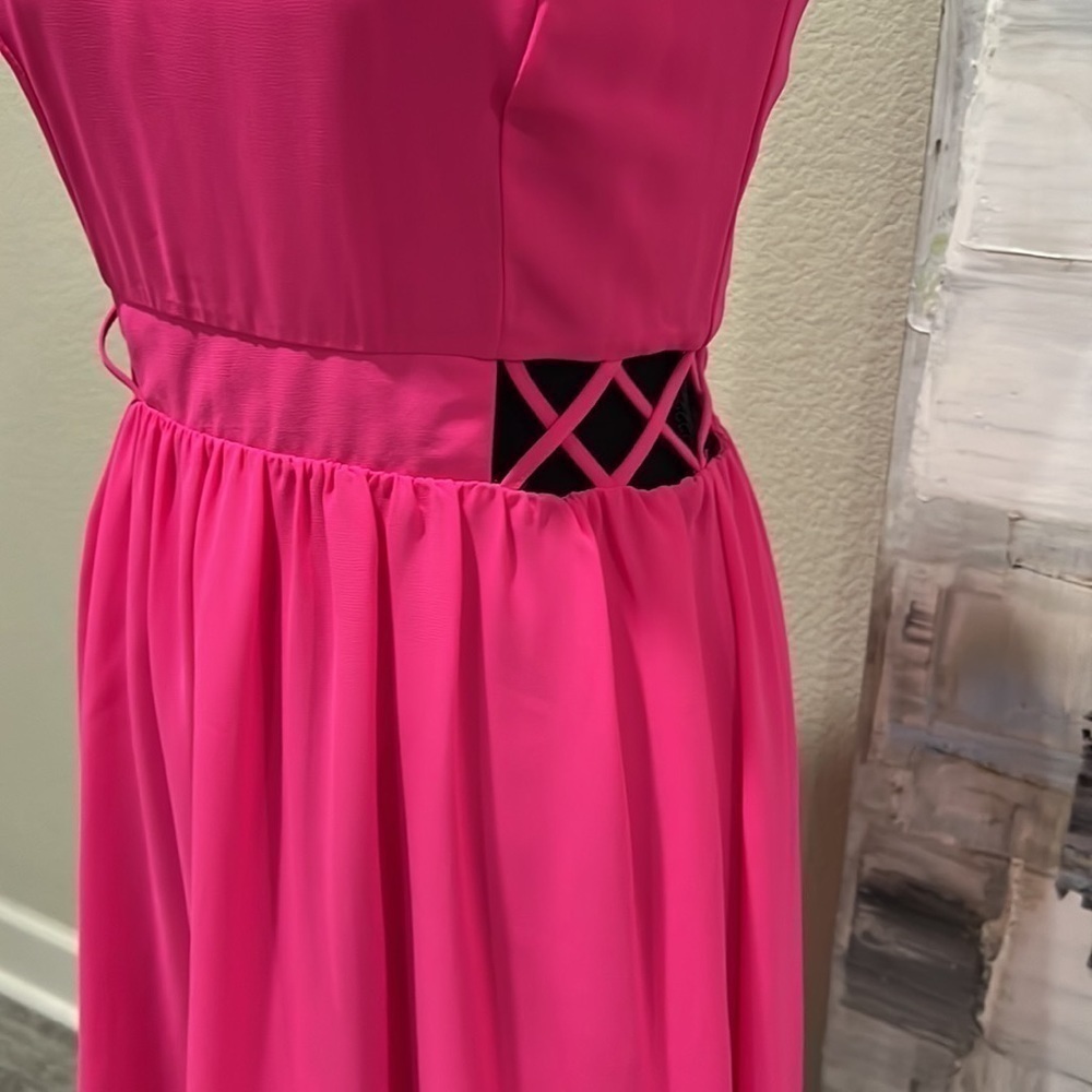 LUSH High-Low Dress - Picture 3 of 6